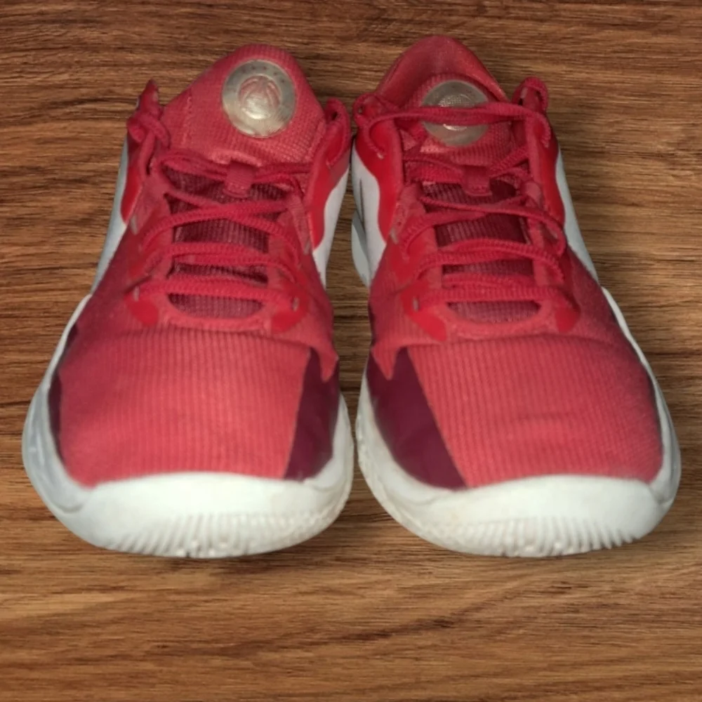 Nike Red and Gold Sneakers - Picture 3 of 8